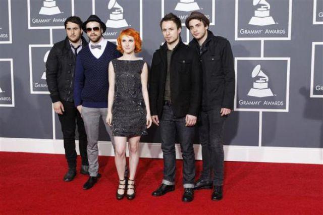 Paramore 5653294 fans Autors: Nickey Salvenību Facebook fani.