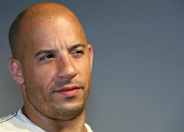 Vin Diesel 14599865 fans Autors: Nickey Salvenību Facebook fani.