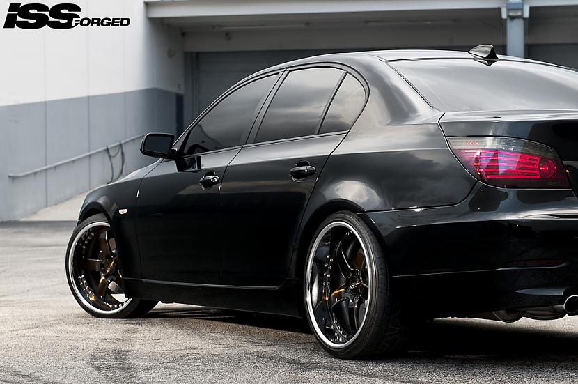 BMW 550i E60 Autors: CIs4Care Cars on sweet wheels