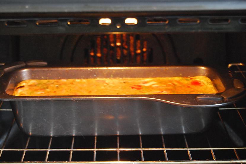 Liek cepeškrāsnī cepties 220 C... Autors: FlashmobLV Karaliski veģetārā omlete