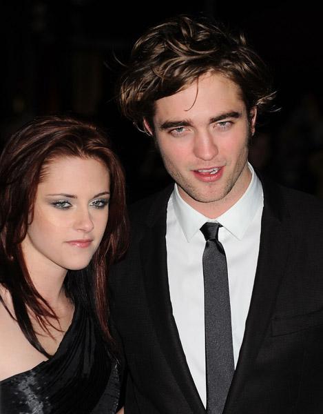  Autors: Fosilija Kristen Jaymes Stewart