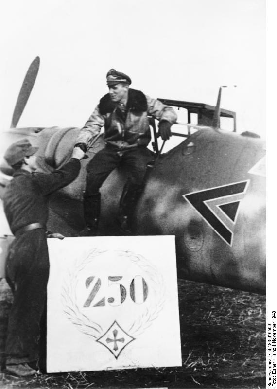  Gunters Ralls Vācijas trešais... Autors: spoT Labākie iznīcinātāju piloti Otrā pasaules kara laikā.