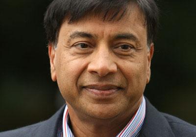 Lakshmi Mittal Viņam pieder... Autors: zhancene Pasaules bagātākie cilvēki