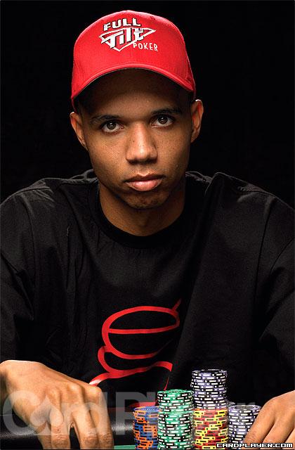 Phils ir Full Tilt pkera... Autors: the grauds Phil Ivey- iespējams labākais pokera spēlētājs pasaulē