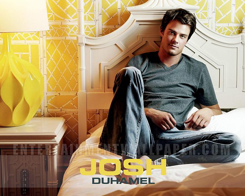  Autors: dea Josh Duhamel