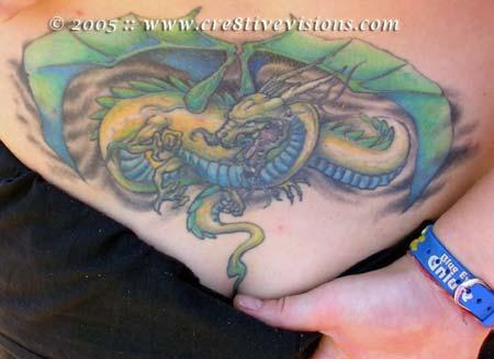 Rietumu pūķis uz vēdera ir... Autors: Jenkijs Pūķu tetovējumi un to nozīme