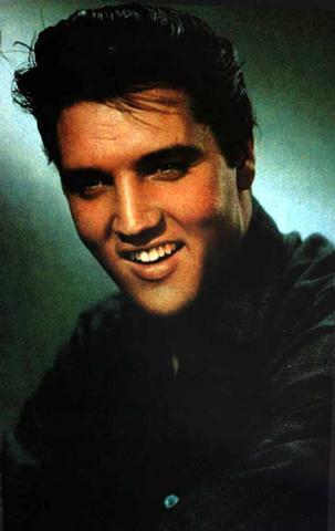 Elvis Presley Autors: ninigo Vīrieši `Sex Simboli`