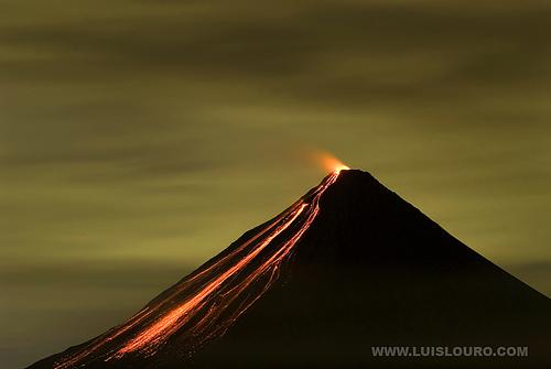 Milzu vulkāna izvirdums Milzu... Autors: MrKarlys Pasaules bojāejas scenāriji
