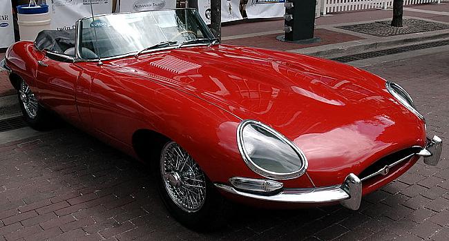 Jaguar EType Šī bija viena no... Autors: SJayDee TOP 10 pasaulē skaistākie auto, kuri jebkad uzbūvēti!