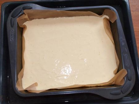 Taisnstūra formā ieklāj... Autors: Marty loh Kā mājās uztaisīt siera kūku?