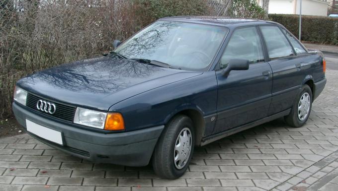 Audi80 1988 Autors: DEPUTĀTS Nedaudz iz AUDI