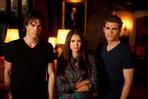 httpwwwspokilvaktualithevampir... Autors: nikinjsh the vampire diaries - 1 .