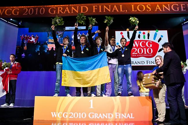 WCG 2010  NaVi Ukraina pirmā... Autors: steel Counter Strike 1.6 no cita skata