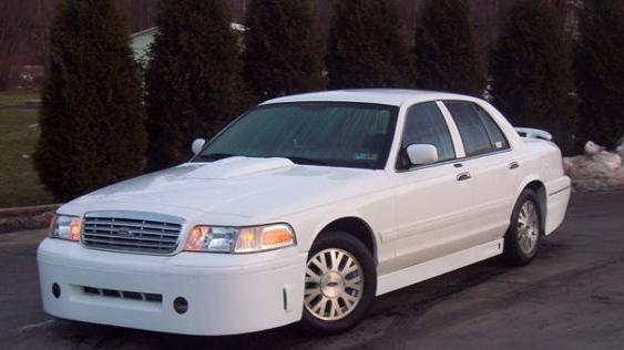  Autors: GET MONEY Ford Crown Victoria