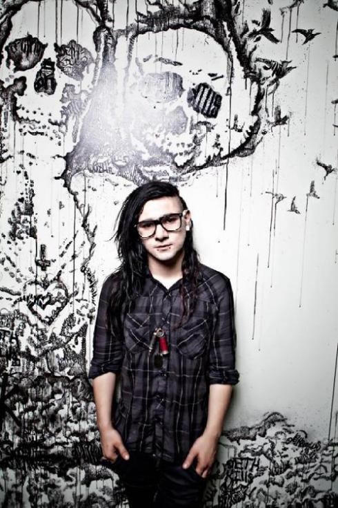 Pašreizējā Mūra myspace un... Autors: Henno Elektroniskās mūzikas sensācija - Skrillex