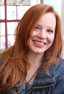 Lauren Ambrose Deivida un... Autors: sliņķe Sešas pēdas zem zemes [six feet under]