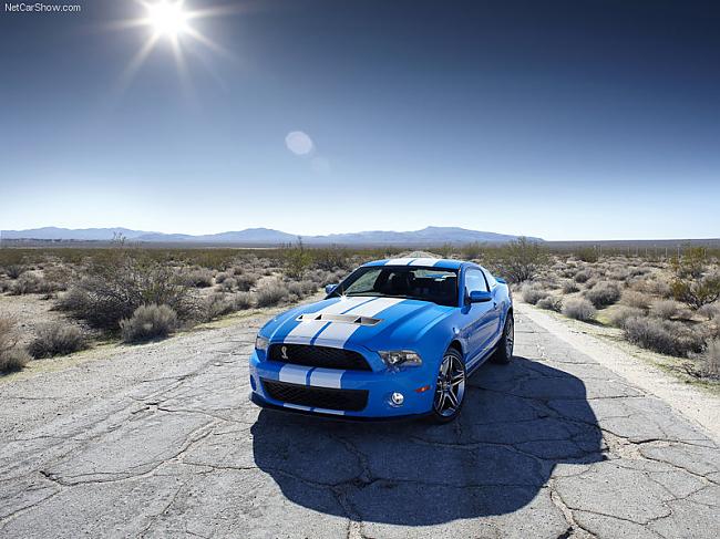  Autors: CaAtis Ford Mustang + Wallpapers..