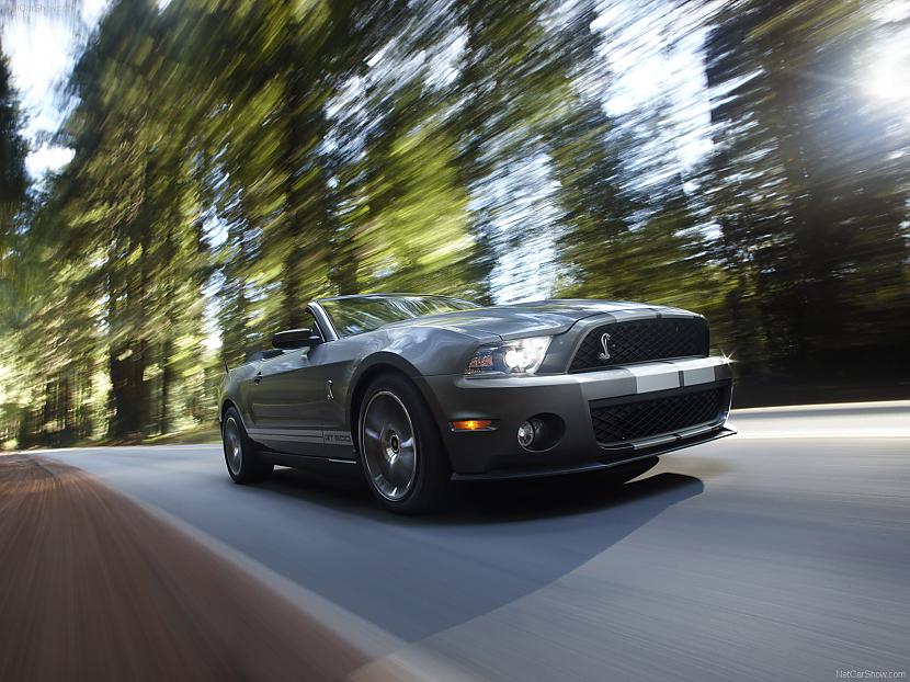  Autors: CaAtis Ford Mustang + Wallpapers..