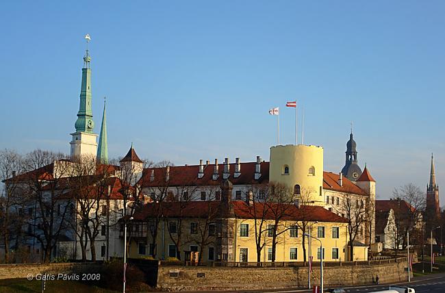 Rīgas II un III ordeņpilsViena... Autors: montmorensija Pilis Latvijā