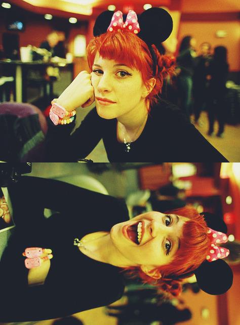  Autors: littlekoška Hayley Williams.