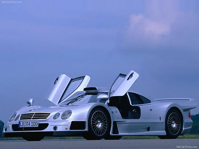 Mercedes CLK GTR 1999 Autors: kronits Mercedes-Benz