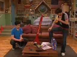  Autors: Springmood Drake&Josh