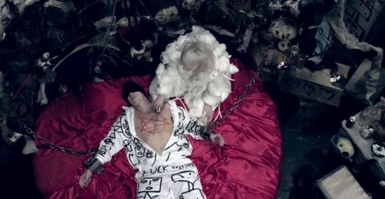  Autors: yolandi vier DIE ANTWOORD>bildes>video>gifi