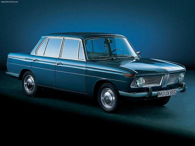 1962  gada  BMW 1500 Autors: Ekskluzīvais Varu derēt kad nēsat redzējis kaut vienu no šiem Bmw !..