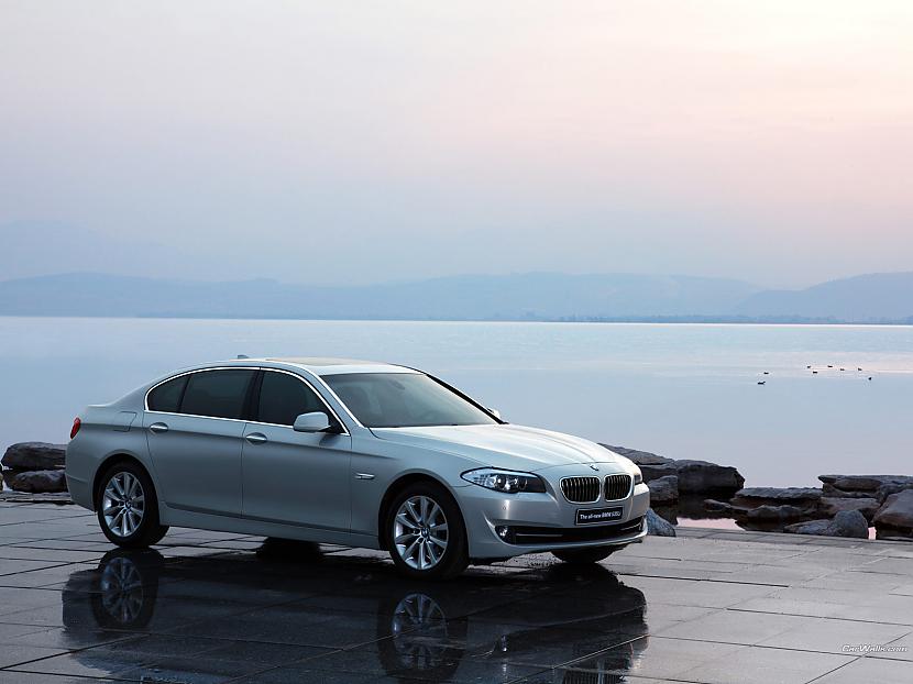  Autors: val4us BMW 5 series wallpapers