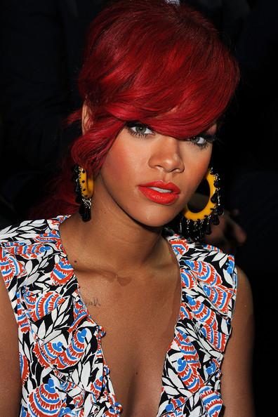  Autors: LovePrettiness rihannas red hair