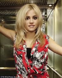  Autors: Lilylu Pixie Lott