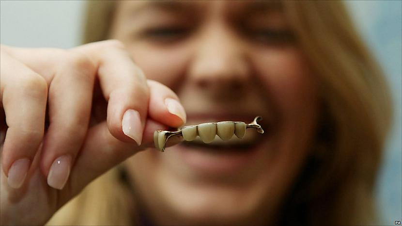 Šīs zobu protēzes piederējušas... Autors: Pļerkts Pēdējas 2 dienas bildēs :)
