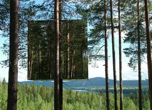  Autors: integree Spoguļkuba koka māja/viesnīca  Zviedrijā.
