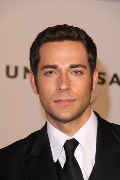  Zachary Levi Autors: elektrodīvainā Pievilcīgie aktieri!