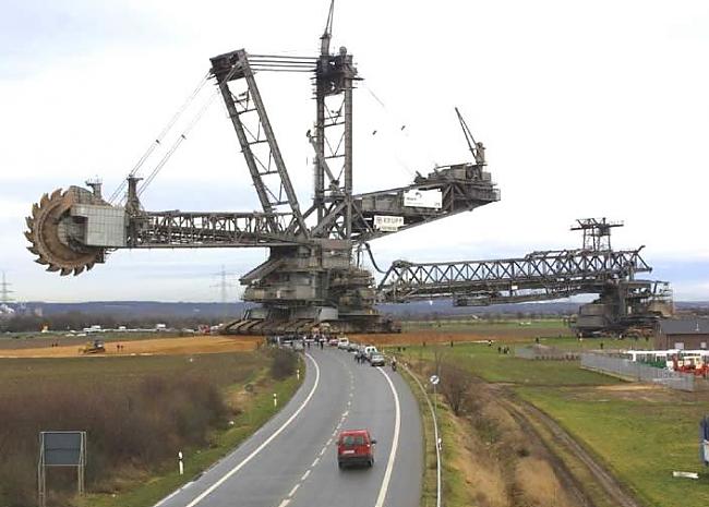 Krupp Bagger 288  pasaulē... Autors: DNZNLO Pasaulē lielākie mehānismi