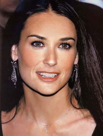 Demi Moore Autors: elektrodīvainā Skaistās aktrises!