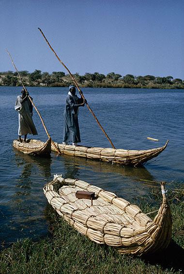 Čadas ezers robežojas ar... Autors: JenoC039s Tur noneikti ir jāaizbrauc :)