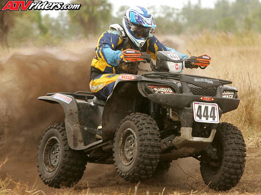  Autors: Alix Suzuki Kingquad