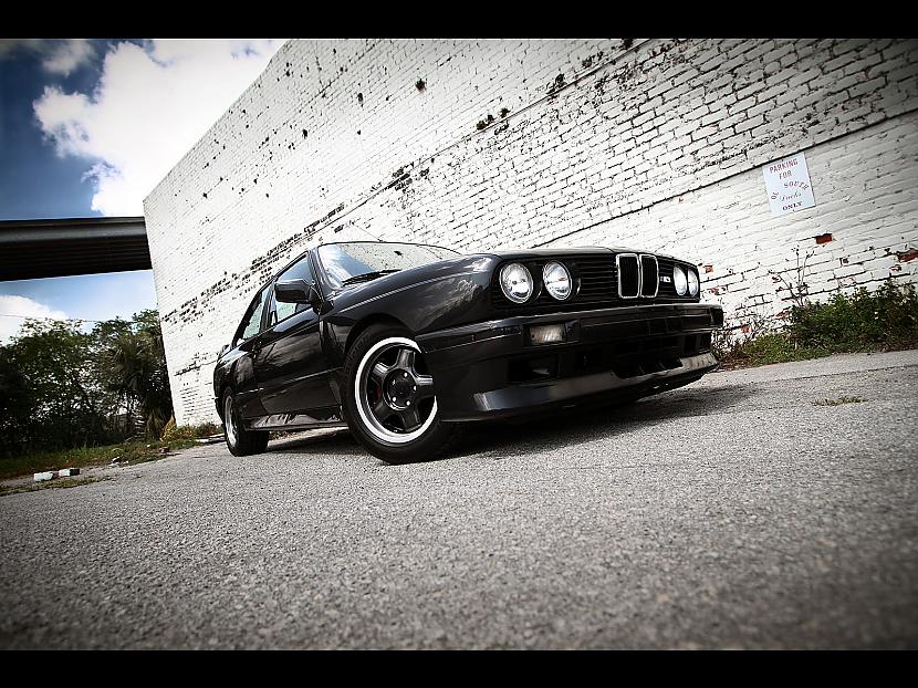  Autors: Kaneelis BMW e30