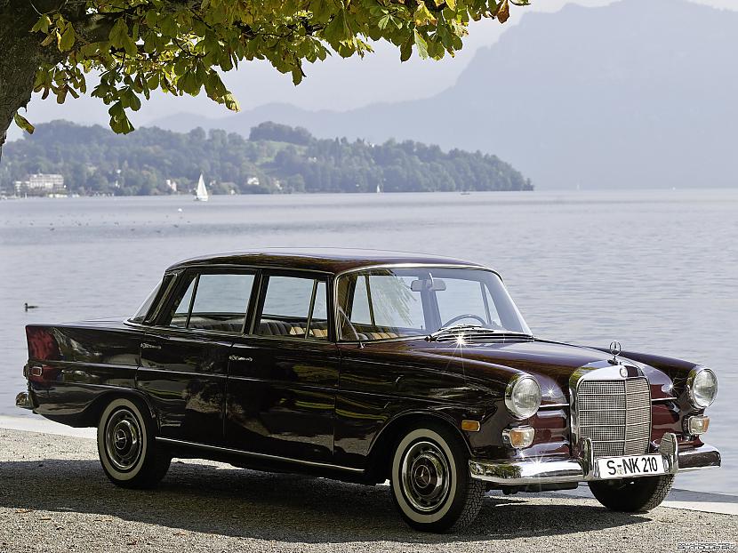  Autors: Realist Mercedes benz w110