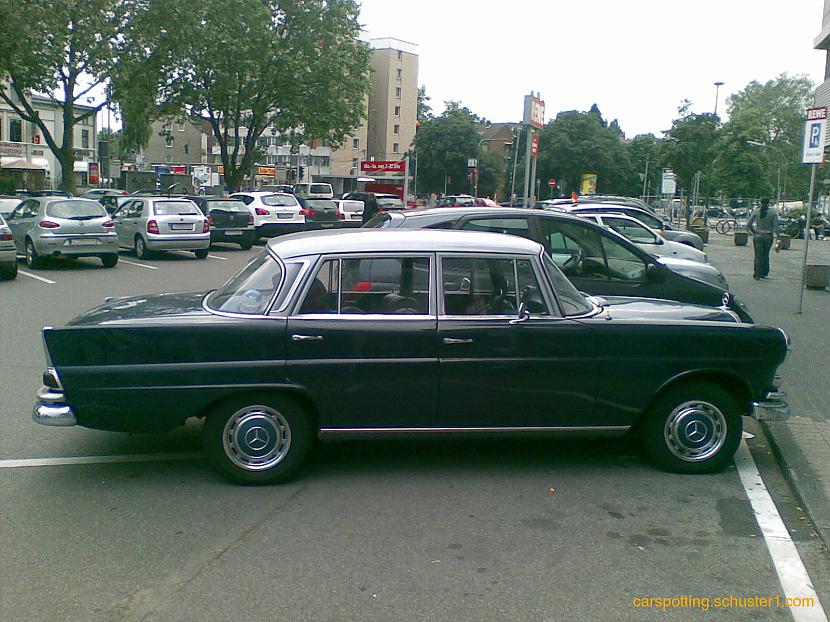  Autors: Realist Mercedes benz w110