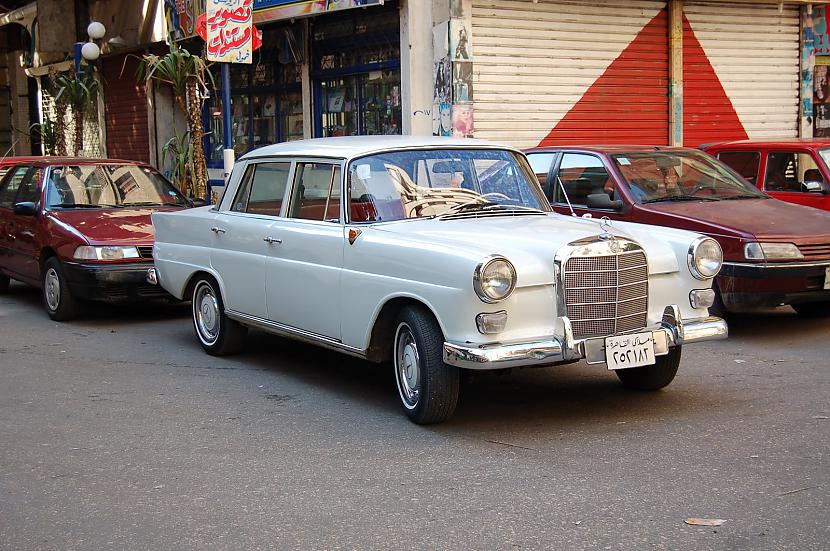  Autors: Realist Mercedes benz w110