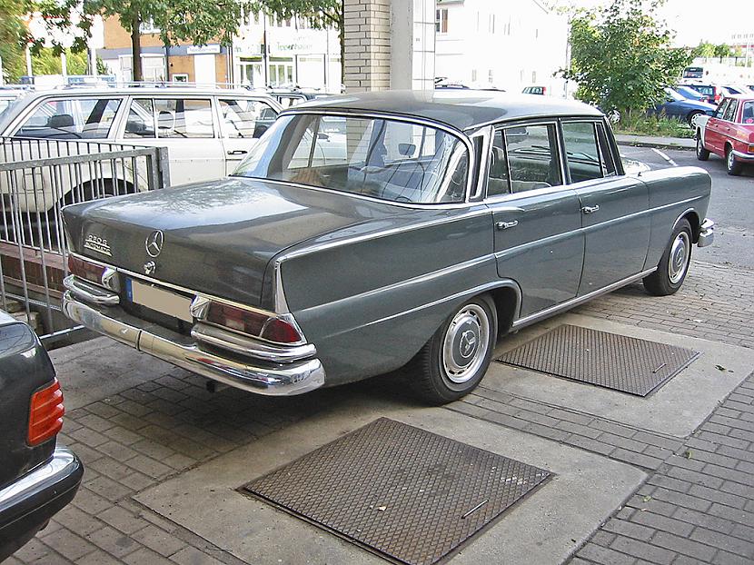  Autors: Realist Mercedes-Benz W111