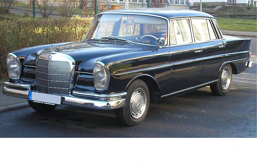  Autors: Realist Mercedes-Benz W111