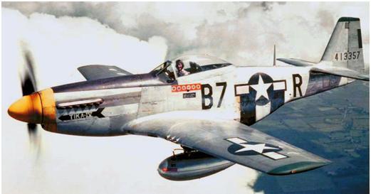 Amerikāņu iznīcinātājs P51... Autors: Fosilija Luftwaffe's iznīcinātāju taktiskie manevri