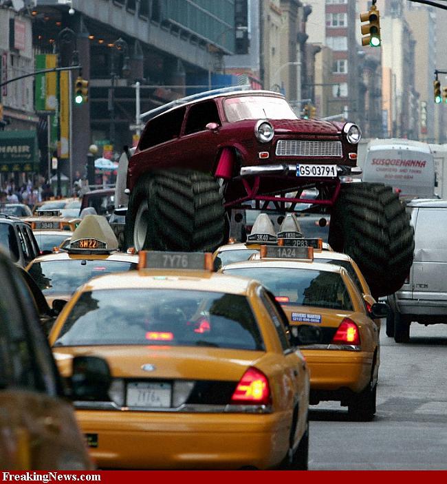  Autors: ForeverAlone monster truck.