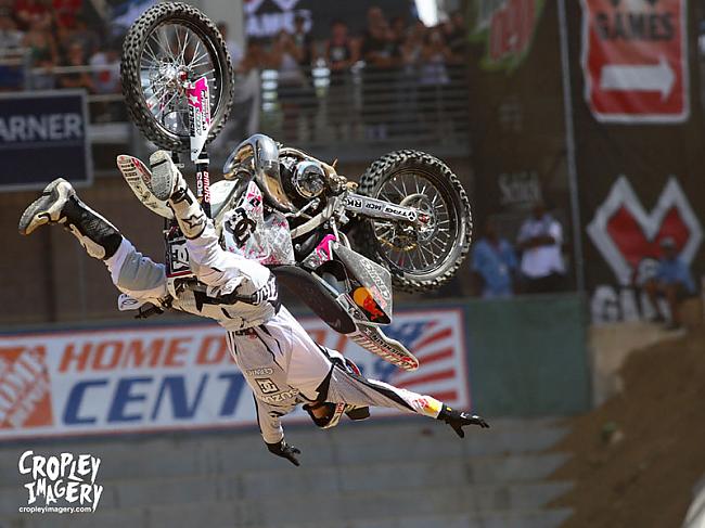  Autors: madars43 Travis Pastrana