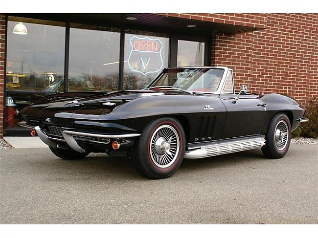 1966 Chevrolet Corvette... Autors: Fosilija Klasika nekad nemirst.