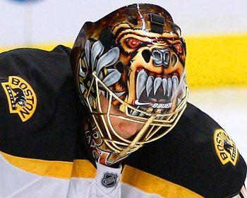 20 Tuukka Rask Autors: Pacantruška 50 skaistākas vārtsargu ķiveres NHL vēsturē