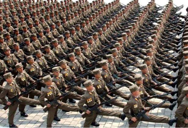ZK pieder 4 lielākā armija... Autors: TheSame Šokējošā Ziemeļkoreja!!